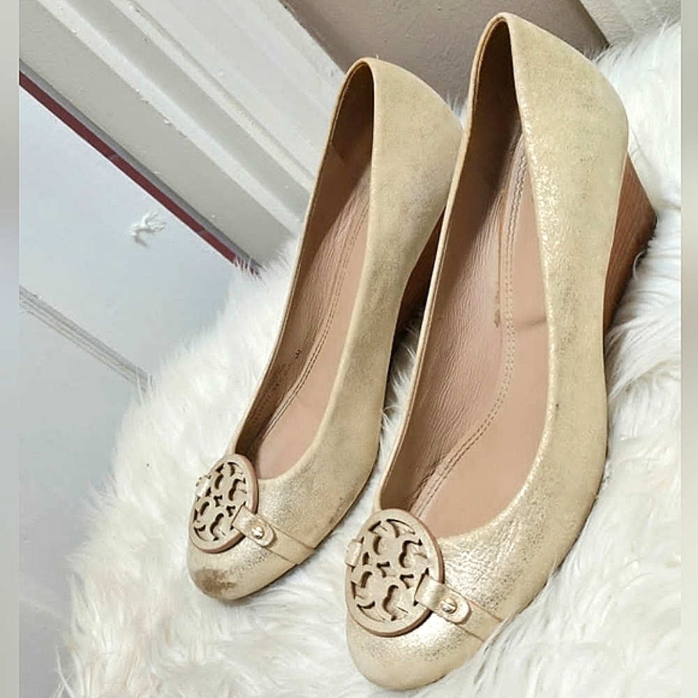 Tory Burch Gold Metallic Leather Wedge Pumps Heels Women's Size 10.5 M🌴